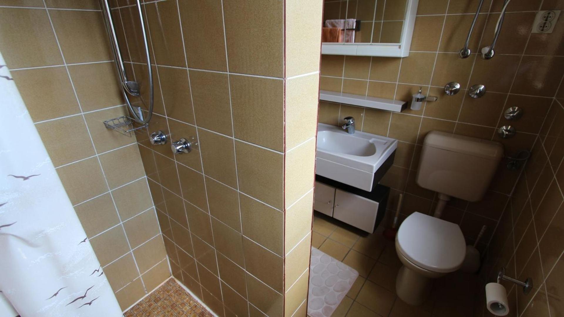 Apartment Studio Ljutic Malinska Eksteriør billede
